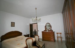 Sinalunga, Tuscany 53048