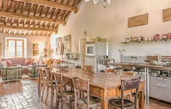 Cinigiano, Tuscany 58044