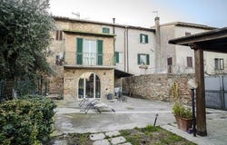 Castello delle Forme, Umbria 06055
