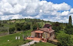 Sinalunga, Tuscany 53048
