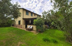 Cecina, Tuscany 57023