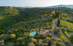Volterra, Tuscany 56048