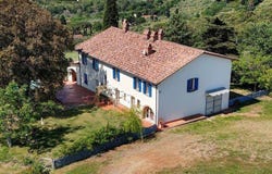 Riparbella, Tuscany 56046