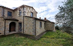 Cortona, Tuscany 52044
