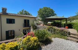 Cortona, Tuscany 52044