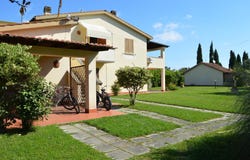 Cecina, Tuscany 57023