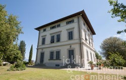 Montevarchi, Tuscany 52025