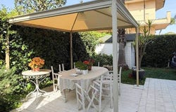Capezzano Pianore, Tuscany 55041