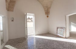 Lizzano, Apulia 74020