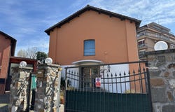 Rome, Lazio 00143