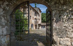 Monteriggioni, Tuscany 53035