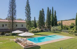 Cetona, Tuscany 53040