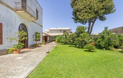 Squinzano, Apulia 73018