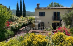 Cortona, Tuscany 52044