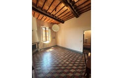 Chiusi, Tuscany 53043