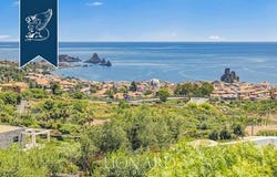 Aci Castello, Catania