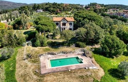Riparbella, Tuscany 56046