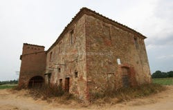 Sinalunga, Tuscany 53048