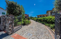 Quarrata, Tuscany 51030