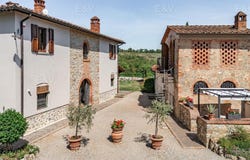Pergine Valdarno, Tuscany 52020
