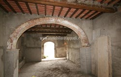 Lucignano, Tuscany 52046
