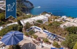 Ponza, Latina