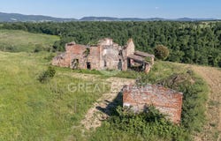 Asciano, Tuscany 53041