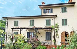 Pescia, Tuscany 51012