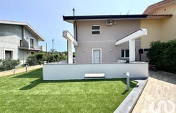 Avola, Sicily 96012