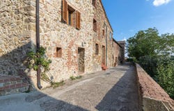 Radicondoli, Tuscany 53030