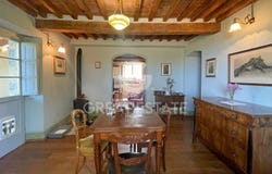 Seggiano, Tuscany 58038
