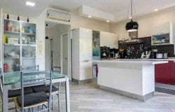 Rome, Lazio 00124
