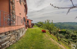 Pescaglia, Tuscany 55060