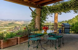 Montalcino, Tuscany 53024