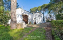 Cisternino, Apulia 72014