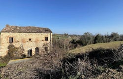 Massignano, Marche 63061