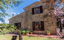 Sinalunga, Tuscany 53048