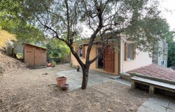 Lari, Tuscany 56035