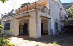 Trabia, Sicily 90019
