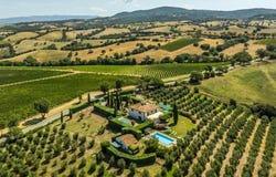 Scansano, Tuscany 58054