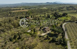Sinalunga, Tuscany 53048