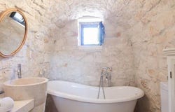 Castellana Grotte, Apulia 70013
