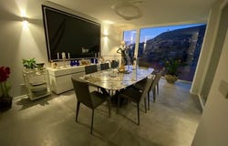 Die Adresse erhalten Sie vom Anbieter, Trieste, Friuli-Venezia Giulia 34136