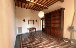 Chiusi, Tuscany 53043