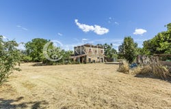 Montepulciano, Tuscany 53045