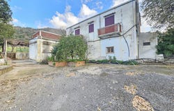 Collesano, Sicily 90016