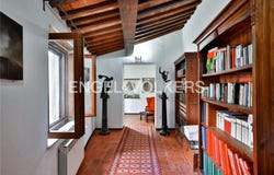 Santa Fiora, Tuscany 58037