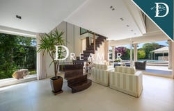 via versilia, 27, Forte dei Marmi, Tuscany 55042
