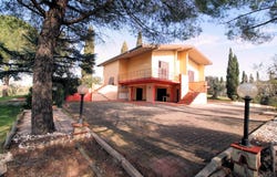 Montespertoli, Tuscany 50025