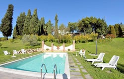 Uzzano, Tuscany 51010
